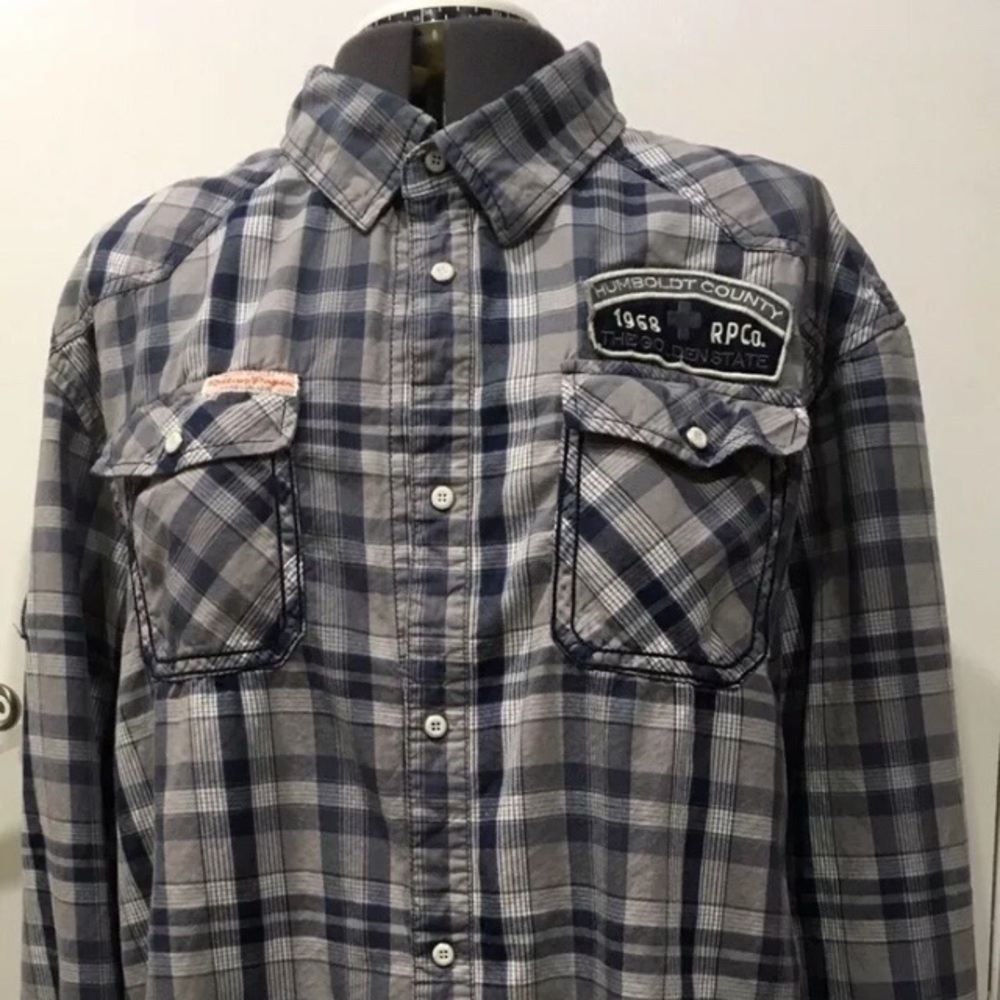 4/$20 🐎Rolling Paper longsleeve plaid shirt